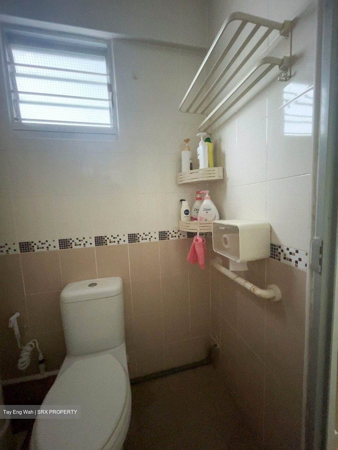 Blk 211 Jurong East Street 21 (Jurong East), HDB 3 Rooms #553675141